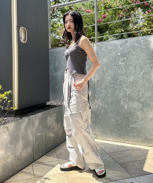 JOINT WORKS(ジョイントワークス)の「ヘムコードタンクトップ(キャミソール・レディース・チャコールグレー/ブラック/アイボリー・FREE)」の7枚目の写真