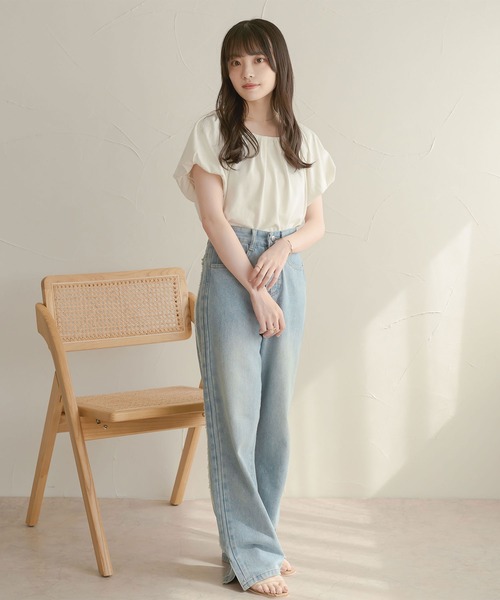 Ambre Neige（アンブルネージュ）の「タックボリュームトップス／【WEB/EC限定商品】（Tシャツ/カットソー・レディース・アイボリー/オフホワイト・FREE）」の12枚目の写真