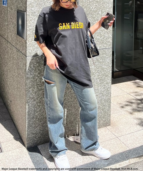 BACK TO THE FIELD(バック トゥー ザ フィールド)の「【MLB】ロゴプリントTシャツ(Tシャツ/カットソー・レディース・レッド系/グリーン系/ブラック系/イエロー系・FREE)」の5枚目の写真