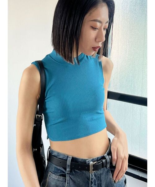 EMODA（エモダ）の「ミニハイネックリブトップ（タンクトップ・レディース・ホワイト/ブルー/その他/ブラック・FREE）」の3枚目の写真