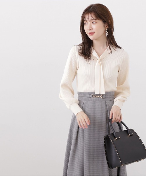 PROPORTION BODY DRESSING（プロポーションボディドレッシング）の「ボウタイリングボリュームスリーブニット / 1213270506（ニット/セーター・レディース・ブラウン系その他/ブルー/ボルドー/ホワイト系その他/ブラック・SMALL/MEDIUM）」の11枚目の写真