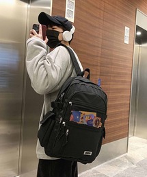 メッシュポケットデザインリュックサック