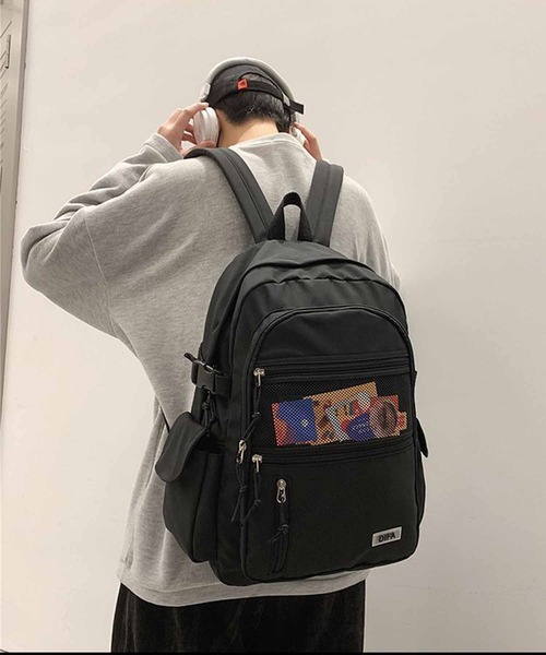 NANEA(ナネア)の「メッシュポケットデザインリュックサック(バックパック/リュック・レディース・ベージュ/ブラック・フリー)」の9枚目の写真