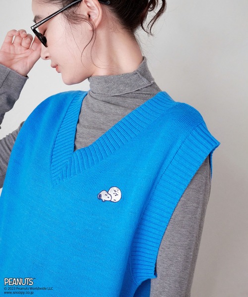 ピーナッツ/PEANUTS】スヌーピー刺繍ベスト（ニット/セーター