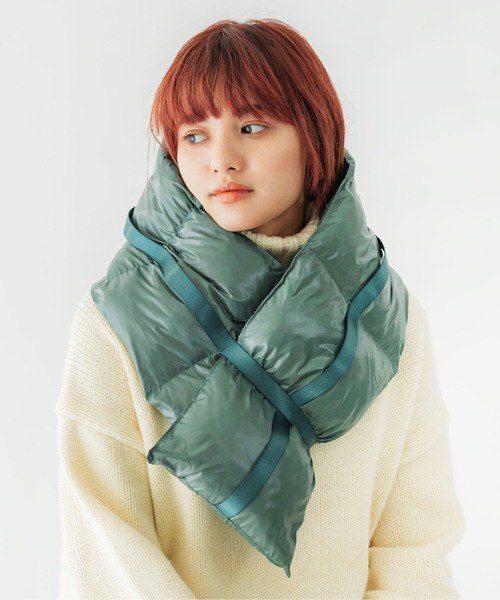 CONTROL FREAK(コントロールフリーク)の「CONTROL FREAK(コントロールフリーク)ダウン風テープ付きマフラー(マフラー・レディース・ベージュ/ブラック/グリーン・FREE)」の1枚目の写真