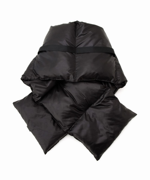 CONTROL FREAK(コントロールフリーク)の「CONTROL FREAK(コントロールフリーク)ダウン風テープ付きマフラー(マフラー・レディース・ベージュ/ブラック/グリーン・FREE)」の13枚目の写真