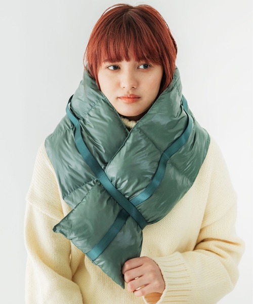 CONTROL FREAK(コントロールフリーク)の「CONTROL FREAK(コントロールフリーク)ダウン風テープ付きマフラー(マフラー・レディース・ベージュ/ブラック/グリーン・FREE)」の7枚目の写真