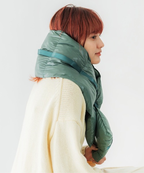 CONTROL FREAK(コントロールフリーク)の「CONTROL FREAK(コントロールフリーク)ダウン風テープ付きマフラー(マフラー・レディース・ベージュ/ブラック/グリーン・FREE)」の10枚目の写真