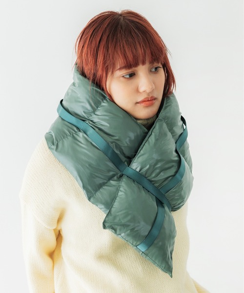 CONTROL FREAK(コントロールフリーク)の「CONTROL FREAK(コントロールフリーク)ダウン風テープ付きマフラー(マフラー・レディース・ベージュ/ブラック/グリーン・FREE)」の11枚目の写真