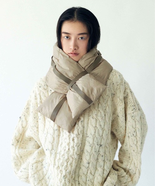 CONTROL FREAK(コントロールフリーク)の「CONTROL FREAK(コントロールフリーク)ダウン風テープ付きマフラー(マフラー・レディース・ベージュ/ブラック/グリーン・FREE)」の19枚目の写真