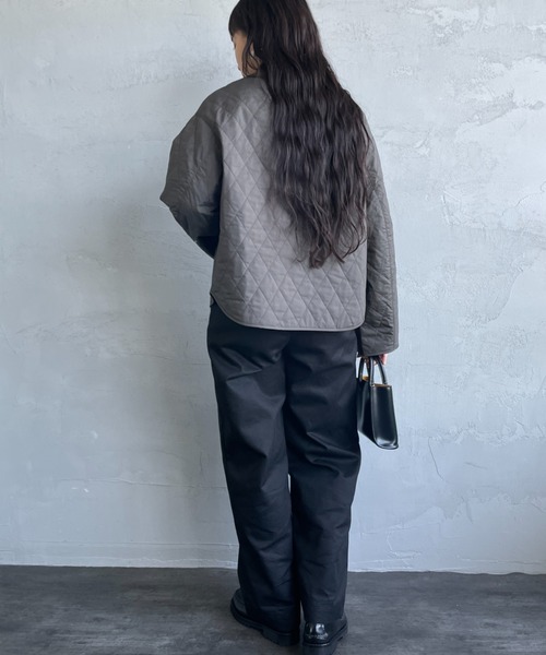 ORCIVAL（オーシバル）の「[ORCIVAL/オーシバル] インサレーション キルティングショートジャケット（ブルゾン・レディース・ライトベージュ/チャコールグレー・1）」の10枚目の写真