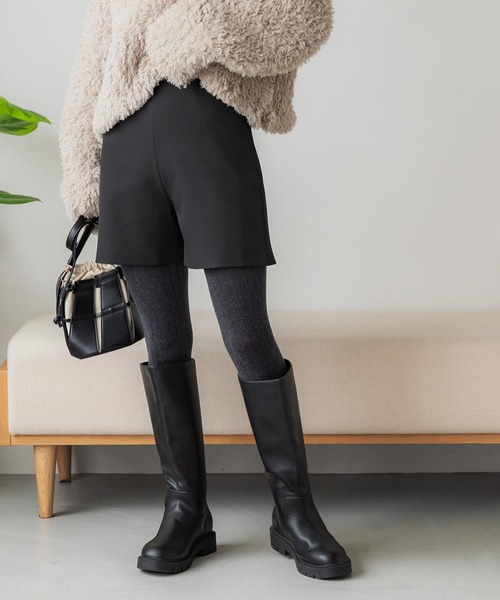 coca(coca)(コカ)の「ハイウエストショートパンツ(その他パンツ・レディース・ブラック/グレイッシュベージュ・M/L)」の1枚目の写真
