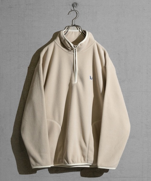 GLOVE HOUSE（グローブハウス）の「【a】ワンポイント刺繍 パイピング フリースハーフジッププルオーバー（スウェット・メンズ・ベージュ/アイボリー/チャコールグレー/ブラック・X-LARGE/LARGE/MEDIUM）」の4枚目の写真