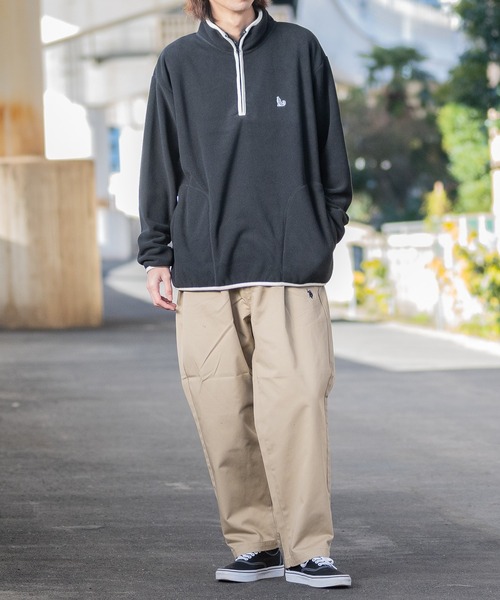GLOVE HOUSE（グローブハウス）の「【a】ワンポイント刺繍 パイピング フリースハーフジッププルオーバー（スウェット・メンズ・ベージュ/アイボリー/チャコールグレー/ブラック・X-LARGE/LARGE/MEDIUM）」の22枚目の写真