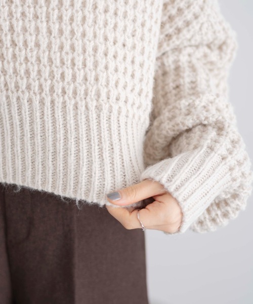 WEGO（ウィゴー）の「WEGO/タートルネックワッフルショートプルオーバー（ニット/セーター・レディース・ブルー/オフホワイト/ブラック・FREE）」の9枚目の写真