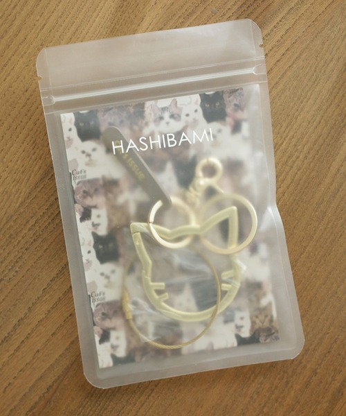 HASHIBAMI(ハシバミ)の「【HASHIBAMI】Cat's ISSUE × HASHIBAMI ネコカラビナキーリング(キーホルダー・レディース・ゴールド・FREE)」の6枚目の写真