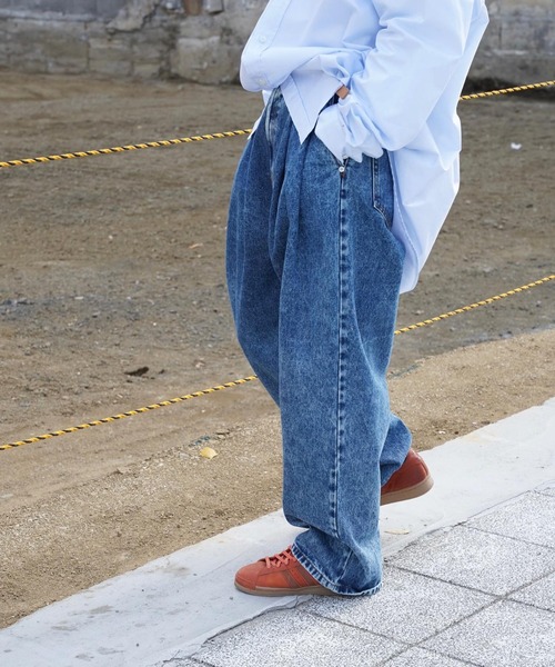 HED MAYNER（ヘドメイナー）の「【HED MAYNER】 PLEATED DENIM（デニムパンツ・メンズ・ブルー・MEDIUM/LARGE/SMALL）」の10枚目の写真
