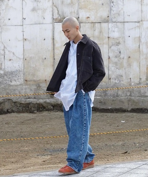 HED MAYNER（ヘドメイナー）の「【HED MAYNER】 PLEATED DENIM（デニムパンツ・メンズ・ブルー・MEDIUM/LARGE/SMALL）」の14枚目の写真