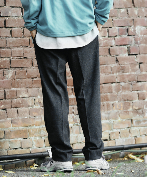 JOURNAL STANDARD relume（ジャーナルスタンダード　レリューム）の「BRUSHED TR 2TUCK SLACKS（スラックス・メンズ・グレー/ベージュ/チャコールグレー・LARGE/MEDIUM）」の13枚目の写真
