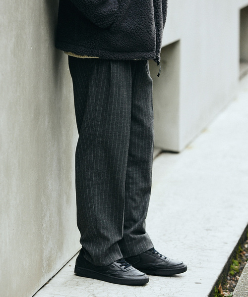 JOURNAL STANDARD relume（ジャーナルスタンダード　レリューム）の「BRUSHED TR 2TUCK SLACKS（スラックス・メンズ・グレー/ベージュ/チャコールグレー・LARGE/MEDIUM）」の19枚目の写真
