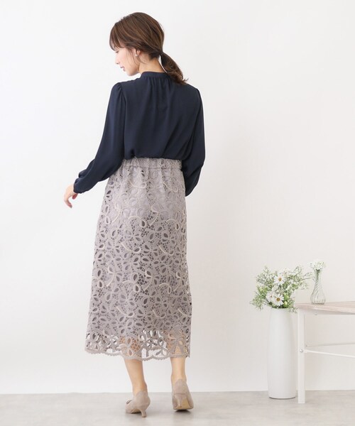 couture brooch（クチュールブローチ）の「◆【セレモニーシーン/お仕事にも】パール調釦ラッフルブラウス（シャツ/ブラウス・レディース・アイボリー/ネイビー・34/36/40/38/42）」の18枚目の写真