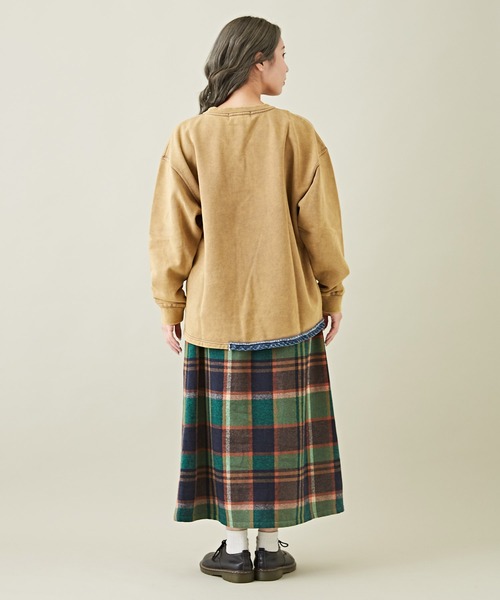 CUBE SUGAR（キューブシュガー）の「ケミカル加工フロッキーロゴプリントトレーナー（スウェット・レディース・ブラック/ピンク/ベージュ/グリーン/マルチ・M）」の12枚目の写真