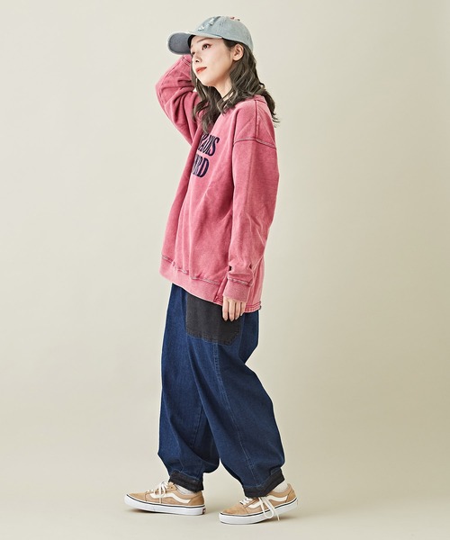 CUBE SUGAR（キューブシュガー）の「ケミカル加工フロッキーロゴプリントトレーナー（スウェット・レディース・ブラック/ピンク/ベージュ/グリーン/マルチ・M）」の14枚目の写真