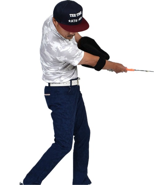 COMON GOLF（コモンゴルフ）の「三角形バルーンクッション スイングトレーナー（ゴルフグッズ・メンズ・グレー/ブラック・FREE）」の4枚目の写真