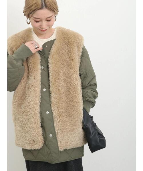 Samansa Mos2 blue（サマンサモスモスブルー）の「ボアベスト付リバーシブルブルゾン（ブルゾン・レディース・カーキ/チャコールグレー/キナリ・F）」の3枚目の写真