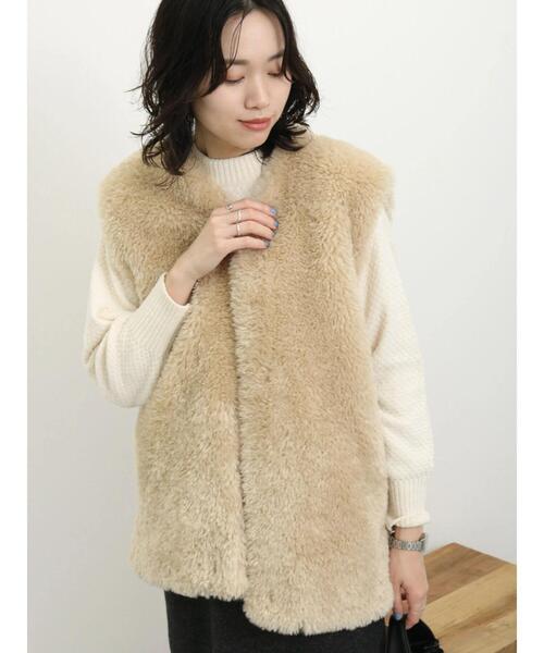 Samansa Mos2 blue（サマンサモスモスブルー）の「ボアベスト付リバーシブルブルゾン（ブルゾン・レディース・カーキ/チャコールグレー/キナリ・F）」の21枚目の写真