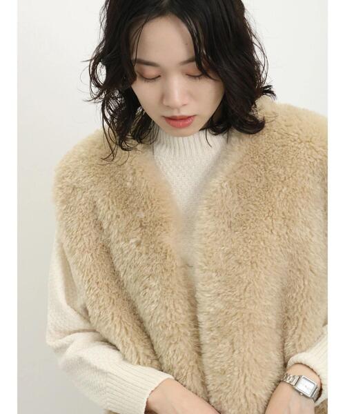 Samansa Mos2 blue（サマンサモスモスブルー）の「ボアベスト付リバーシブルブルゾン（ブルゾン・レディース・カーキ/チャコールグレー/キナリ・F）」の22枚目の写真