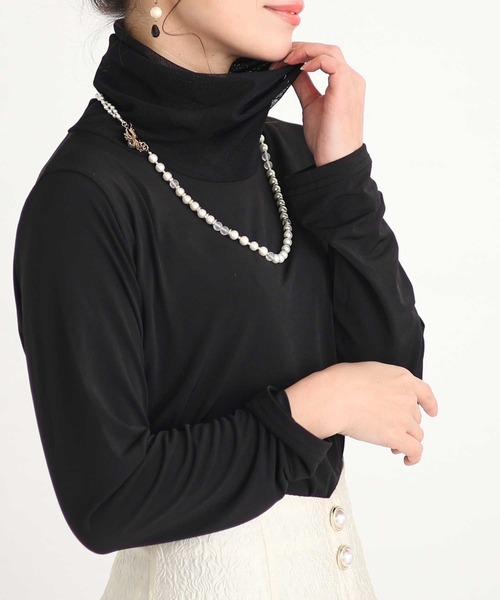 Sawa a la mode(サワアラモード)の「チュールネックトップス(Tシャツ/カットソー・レディース・ホワイト/ブラック・FREE)」の1枚目の写真