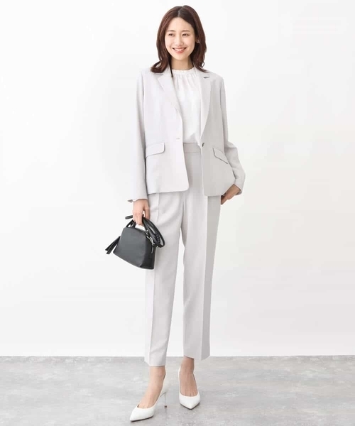 MK MICHEL KLEIN(エムケーミッシェルクラン)の「テーパードパンツ/セットアップ対応/洗える(スラックス・レディース・ネイビー/ライトグレー/ベージュ・36/40/38)」の17枚目の写真