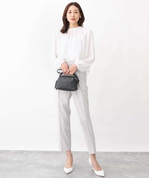 MK MICHEL KLEIN(エムケーミッシェルクラン)の「テーパードパンツ/セットアップ対応/洗える(スラックス・レディース・ネイビー/ライトグレー/ベージュ・36/40/38)」の4枚目の写真