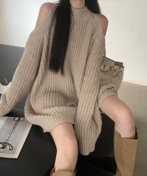 SHEPP(シープ)の「カットオフショルダーニット ミニワンピース / 肌見せ 肩見せ(ワンピース・レディース・ベージュ/ブラック/ホワイト・FREE)」の7枚目の写真