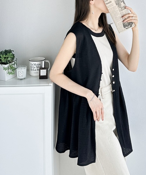 classicalelf（クラシカルエルフ）の「愛され大人フェミニン。前後2wayペプラムジレ（ベスト・レディース・アイボリー/ブラック・X-LARGE/SMALL/MEDIUM/LARGE）」の9枚目の写真