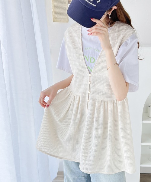 classicalelf（クラシカルエルフ）の「愛され大人フェミニン。前後2wayペプラムジレ（ベスト・レディース・アイボリー/ブラック・X-LARGE/SMALL/MEDIUM/LARGE）」の4枚目の写真