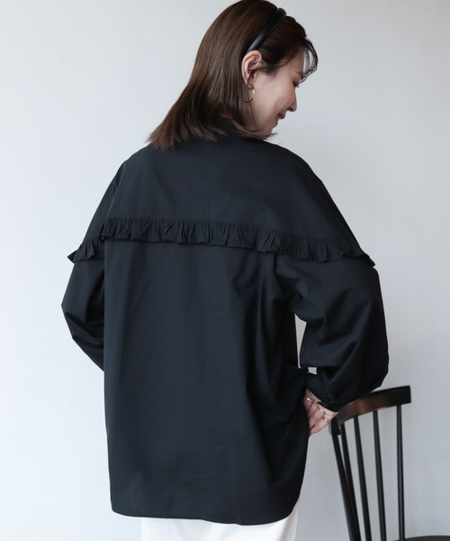 AMERICAN HOLIC（アメリカンホリック）の「フリルバンドカラーシャツ（シャツ/ブラウス・レディース・ブラック/ストライプ/オフホワイト/ブラック×ホワイト・L/M）」の12枚目の写真