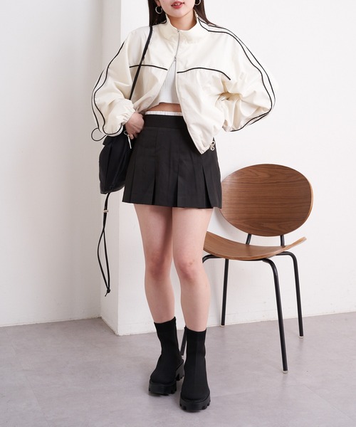 Chico（チコ）の「【2024SS】シャーリングナップサック（バックパック/リュック・レディース・ホワイト/シルバー/ブラック・FREE）」の4枚目の写真