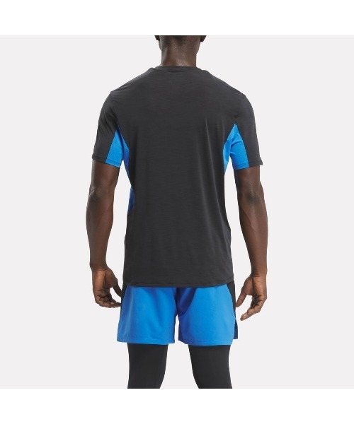Reebok（リーボック）の「アスリート Tシャツ 2.0 CHILL / ATHLETE TEE 2.0 RBK-CHILL（Tシャツ/カットソー・メンズ・ブルー/ブラック×ブルー/ライトグレー/ダークブルー/ブラック・LARGE/MEDIUM/SMALL/XX-LARGE/X-LARGE）」の6枚目の写真