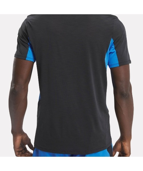 Reebok（リーボック）の「アスリート Tシャツ 2.0 CHILL / ATHLETE TEE 2.0 RBK-CHILL（Tシャツ/カットソー・メンズ・ブルー/ブラック×ブルー/ライトグレー/ダークブルー/ブラック・LARGE/MEDIUM/SMALL/XX-LARGE/X-LARGE）」の9枚目の写真