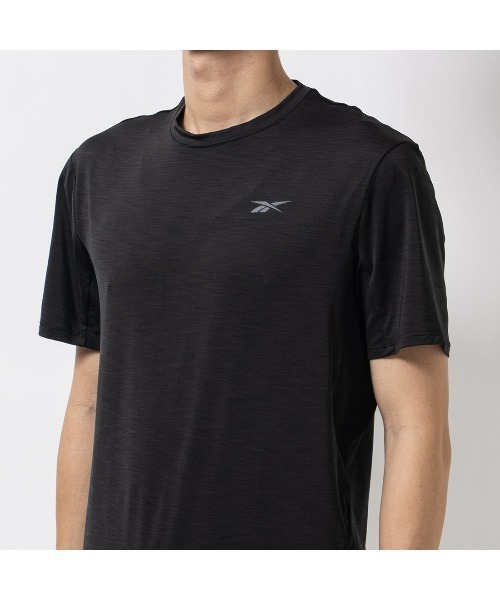 Reebok（リーボック）の「アスリート Tシャツ 2.0 CHILL / ATHLETE TEE 2.0 RBK-CHILL（Tシャツ/カットソー・メンズ・ブルー/ブラック×ブルー/ライトグレー/ダークブルー/ブラック・LARGE/MEDIUM/SMALL/XX-LARGE/X-LARGE）」の19枚目の写真