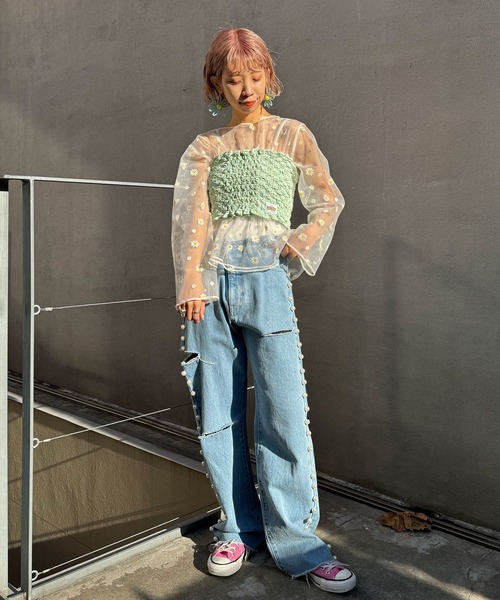 HELLO.SANFRANCISCO(ハローサンフランシスコ)の「【HELLO.SANFRANCISCO/ハローサンフランシスコ】ぽこぽこビスチェ付きマーガレットチュールブラウス(シャツ/ブラウス・レディース・ブラック/ミント/ホワイト・FREE)」の4枚目の写真