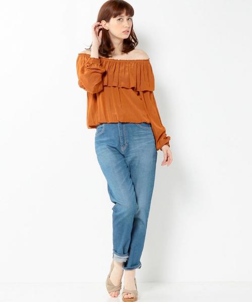Another Edition（アナザーエディション）の「オフショルダーブラウス/AEFC  OFF SHOULDER BL◆（シャツ/ブラウス・レディース・オフホワイト/ブラック/ブラウン・フリー）」の7枚目の写真