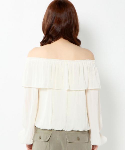 Another Edition（アナザーエディション）の「オフショルダーブラウス/AEFC  OFF SHOULDER BL◆（シャツ/ブラウス・レディース・オフホワイト/ブラック/ブラウン・フリー）」の13枚目の写真