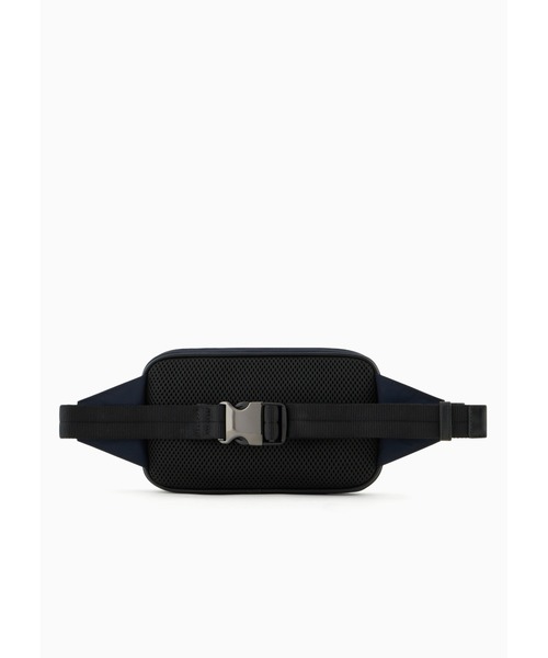 EMPORIO ARMANI(エンポリオアルマーニ)の「【エンポリオ アルマーニ】トラベルエッセンシャル ベルトバッグ ナイロン製(ボディバッグ/ウエストポーチ・メンズ・グレー/ネイビー・FREE)」の4枚目の写真