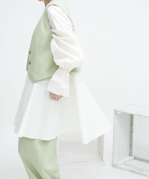 KBF（ケイビーエフ）の「ドロストスリーブフレアミニワンピース（ワンピース・レディース・グリーン/アイボリー/ネイビー・ONE）」の20枚目の写真