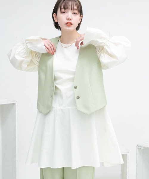 KBF（ケイビーエフ）の「ドロストスリーブフレアミニワンピース（ワンピース・レディース・グリーン/アイボリー/ネイビー・ONE）」の21枚目の写真