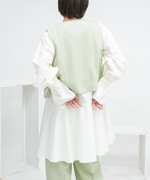 KBF（ケイビーエフ）の「ドロストスリーブフレアミニワンピース（ワンピース・レディース・グリーン/アイボリー/ネイビー・ONE）」の22枚目の写真