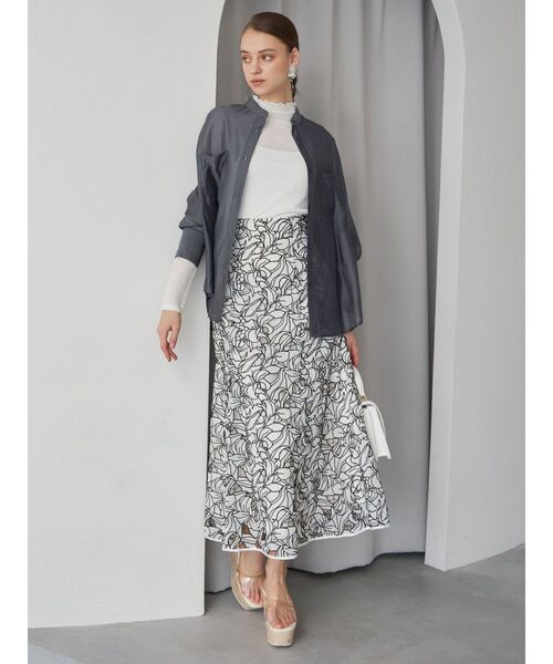 MERCURYDUO（マーキュリーデュオ）の「カットワーク刺繍マーメイドスカート（スカート・レディース・ブラック/ベージュ/オフホワイト・SMALL/MEDIUM）」の9枚目の写真